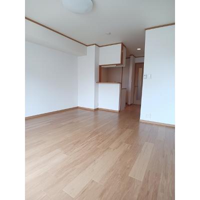 エスターブレＣ 101【管理NO：1-013392003-01010】 ★家具家電は申し込み後に搬入しますの物件画像