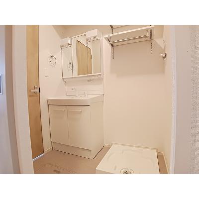 フロレゾンⅡ 203【管理NO：1-026840702-02030】 ★家具家電は申し込み後に搬入しますの物件画像