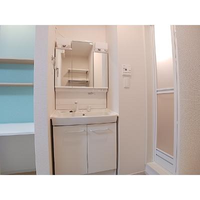 フロレゾンⅡ 101【管理NO：1-026840702-01010】 ★家具家電は申し込み後に搬入しますの物件画像