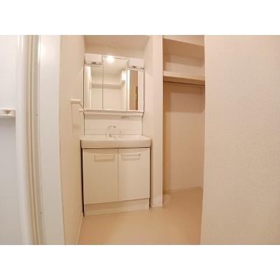 グラン　フィオーレＢ 204【管理NO：1-024207902-02040】 ★家具家電は申し込み後に搬入しますの物件画像
