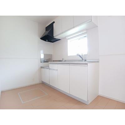 サニーサイド 101【管理NO：1-018331401-01010】 ★家具家電は申し込み後に搬入しますの物件画像