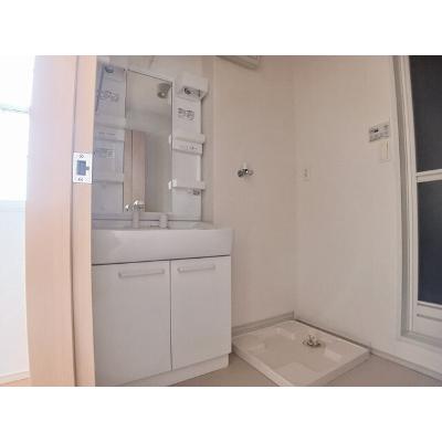 サニーサイド 101【管理NO：1-018331401-01010】 ★家具家電は申し込み後に搬入しますの物件画像