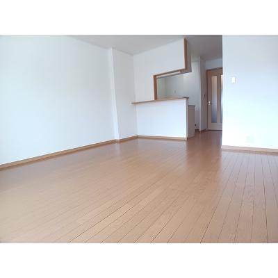 プリート 102【管理NO：1-014287401-01020】 ★家具家電は申し込み後に搬入します★の物件画像