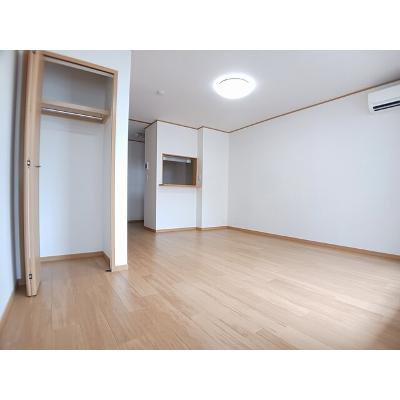 パレ・エクセラン 204【管理NO：1-012991101-02040】 ★家具家電は申し込み後に搬入します★の物件画像