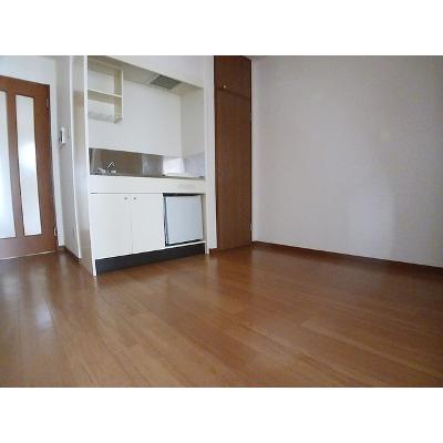 メゾンソレイユ 404【管理NO：1-009463401-04040】 ★家具家電は申し込み後に搬入します★の物件画像