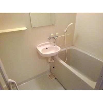 メゾンソレイユ 404【管理NO：1-009463401-04040】 ★家具家電は申し込み後に搬入します★の物件画像