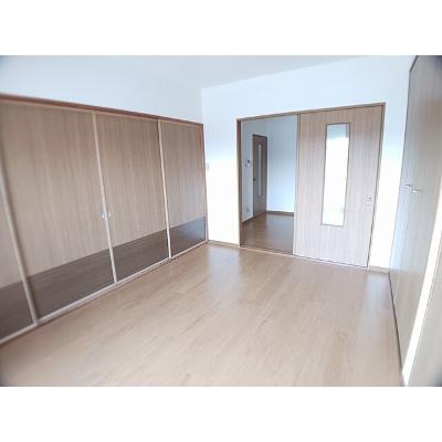 グランディオーズ 301【管理NO：1-007300501-03010】 ★家具家電は申し込み後に搬入しますの物件画像