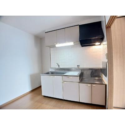 グランディオーズ 301【管理NO：1-007300501-03010】 ★家具家電は申し込み後に搬入しますの物件画像
