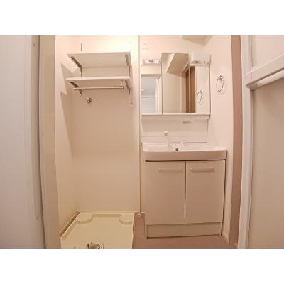 リバーテラスⅡ 105【管理NO：1-027610602-01050】 ★家具家電は申し込み後に搬入しますの物件画像