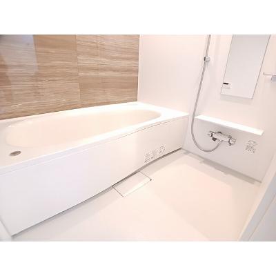 ＫＵＮＩＯ 402【管理NO：1-026989701-04020】 ★家具家電は申し込み後に搬入します★の物件画像