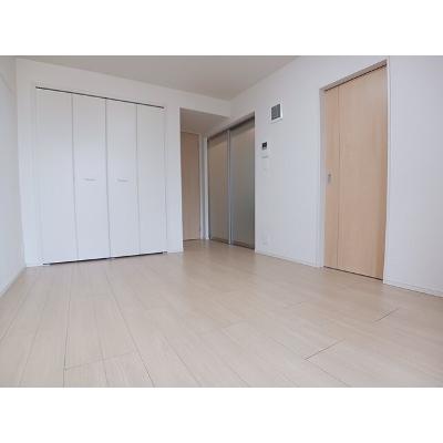 フィレール　デュ　トラジャⅦ 302【管理NO：1-022707301-03020】 ★家具家電は申し込み後に搬入しますの物件画像