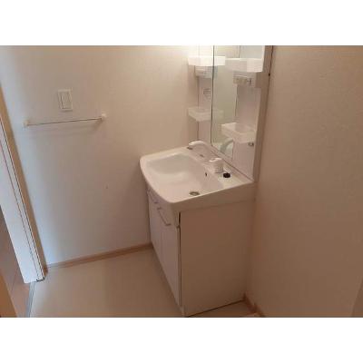 ラ・カンパネラ 103【管理NO：1-016413301-01030】 ★家具家電は申し込み後に搬入します★の物件画像