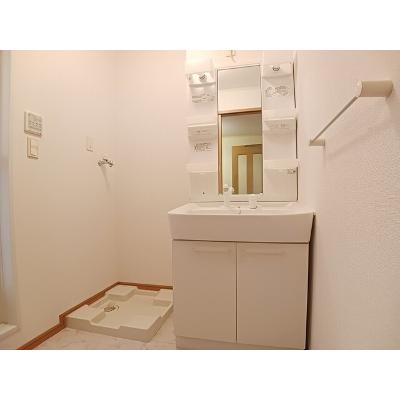 ブリランテ　ウノ 101【管理NO：1-015135301-01010】 ★家具家電は申し込み後に搬入しますの物件画像
