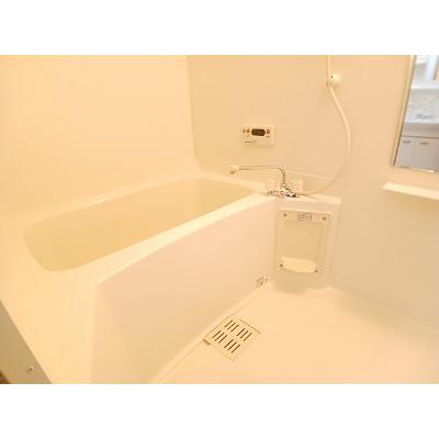 サンハウス 202【管理NO：1-010503401-02020】 ★家具家電は申し込み後に搬入します★の物件画像