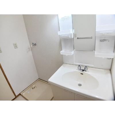 エムカーサ 201【管理NO：1-004352001-02010】 ★家具家電は申し込み後に搬入しますの物件画像