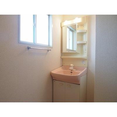 パルネット辻井 201【管理NO：1-001811001-02010】 ★家具家電は申し込み後に搬入しますの物件画像