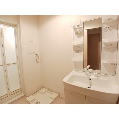 ドルチェⅡ 201【管理NO：1-017230501-02010】 ★家具家電は申し込み後に搬入します★の物件画像
