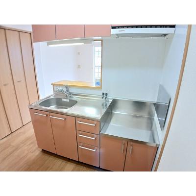 マーカスＡ 104【管理NO：1-013980401-01040】 ★家具家電は申し込み後に搬入します★の物件画像