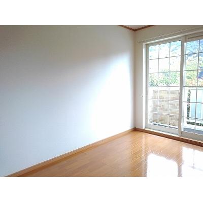 メゾン　ド　セゾンＢ 102【管理NO：1-013384502-01020】 ★家具家電は申し込み後に搬入しますの物件画像