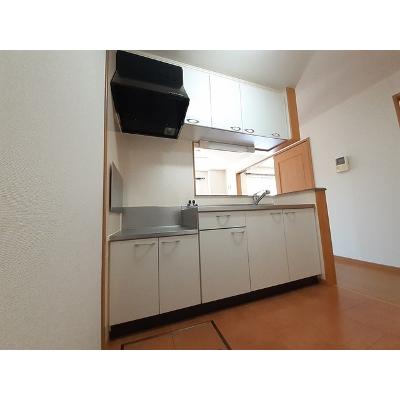クール・ヴィヴァーチェＣ 102【管理NO：1-013242701-01020】 ★家具家電は申し込み後に搬入します★の物件画像