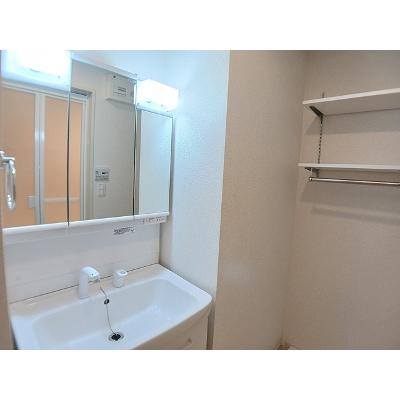 カンプ・ノウ 103【管理NO：1-025170701-01030】 ★家具家電は申し込み後に搬入します 2026年08月上旬入居可能の物件画像