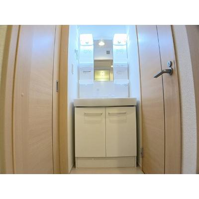 Ｄ・グロリアⅡ 103【管理NO：1-020319902-01030】 ★家具家電は申し込み後に搬入しますの物件画像