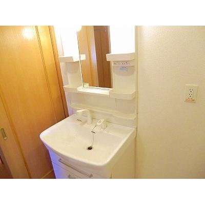 ベイローレル 103【管理NO：1-017689101-01030】 ★家具家電は申し込み後に搬入しますの物件画像