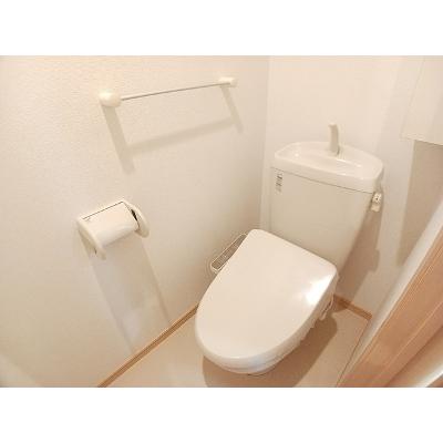 ロイヤル・ガーデン 202【管理NO：1-016510501-02020】 ★家具家電は申し込み後に搬入しますの物件画像