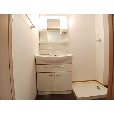 フォンターナ・ヴィラⅡ 103【管理NO：1-014583301-01030】 ★家具家電は申し込み後に搬入しますの物件画像