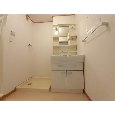 エーデル緑ヶ丘Ｄ 203【管理NO：1-013081001-02030】 ★家具家電は申し込み後に搬入します★の物件画像