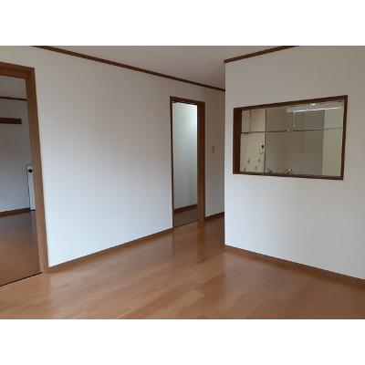 エメラルド雅 101【管理NO：1-011464401-01010】 ★家具家電は申し込み後に搬入しますの物件画像