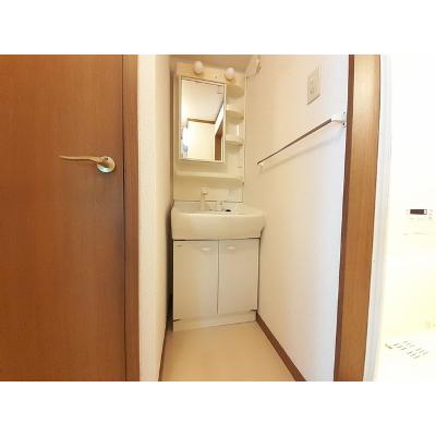 アメニティ１０ 102【管理NO：1-011079401-01020】 ★家具家電は申し込み後に搬入しますの物件画像