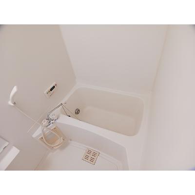 メゾン余部 202【管理NO：1-010491701-02020】 ★家具家電は申し込み後に搬入しますの物件画像