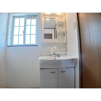 メゾン余部 202【管理NO：1-010491701-02020】 ★家具家電は申し込み後に搬入しますの物件画像