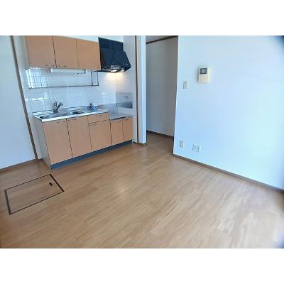 メゾン余部 101【管理NO：1-010491701-01010】 ★家具家電は申し込み後に搬入しますの物件画像