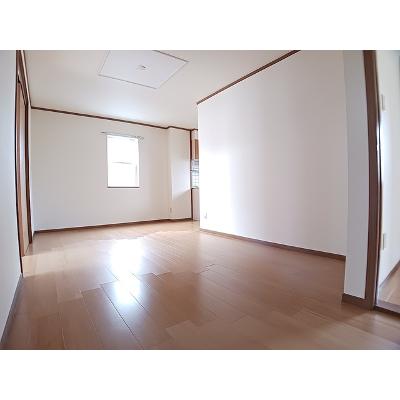 アンソレイエＳ 101【管理NO：1-010190002-01010】 ★家具家電は申し込み後に搬入します★の物件画像