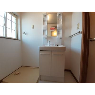 クレストヨコセキ 103【管理NO：1-009400501-01030】 ★家具家電は申し込み後に搬入します★の物件画像
