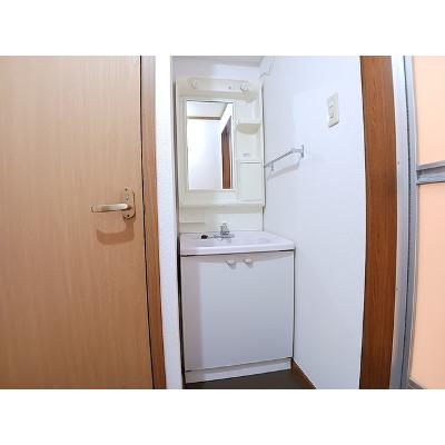 シャトー北新町Ⅱ 102【管理NO：1-007733201-01020】 ★家具家電は申し込み後に搬入しますの物件画像
