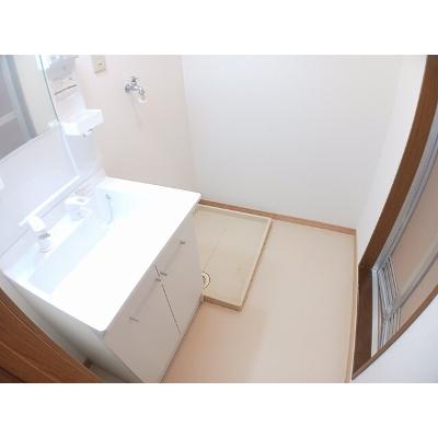 カーサ正保橋 201【管理NO：1-007633001-02010】 ★家具家電は申し込み後に搬入します★の物件画像