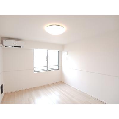 グレイス大和小泉 201【管理NO：1-027029201-02010】 ★家具家電は申し込み後に搬入しますの物件画像