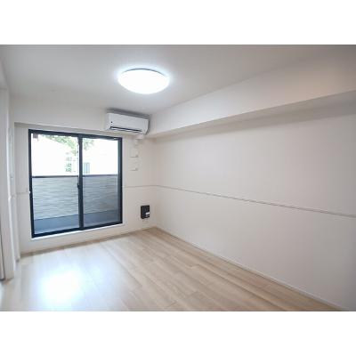 フラン・ソレイユ　学園前 205【管理NO：1-028257701-02050】 ★家具家電は申し込み後に搬入します★の物件画像