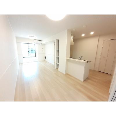 アヴニール 102【管理NO：1-027110201-01020】 ★家具家電は申し込み後に搬入しますの物件画像
