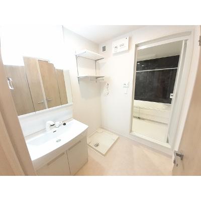 アヴニール 102【管理NO：1-027110201-01020】 ★家具家電は申し込み後に搬入しますの物件画像