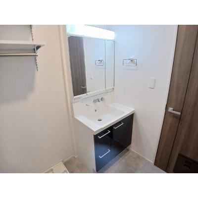 グランディール富雄南 202【管理NO：1-026395701-02020】 ★家具家電は申し込み後に搬入します 2026年07月中旬入居可能の物件画像