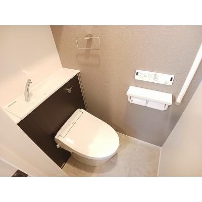 グランディール富雄南 102【管理NO：1-026395701-01020】 ★家具家電は申し込み後に搬入します 2026年07月中旬入居可能の物件画像