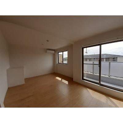 ヴィラージュ　Ⅰ 201【管理NO：1-023320001-02010】 ★家具家電は申し込み後に搬入します 2026年08月中旬入居可能の物件画像