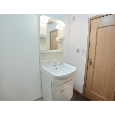 アンソレイエ　（小瀬町） 205【管理NO：1-012144701-02040】 ★家具家電は申し込み後に搬入します★の物件画像
