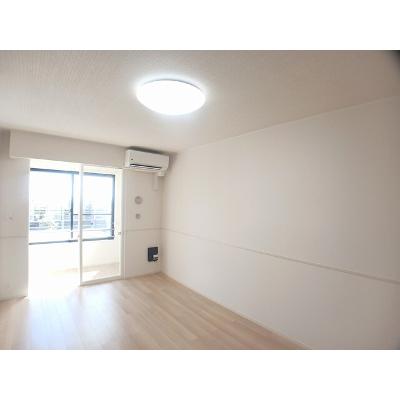 エヴァ　グリーン　ヴィラⅠ 101【管理NO：1-027704801-01010】 ★家具家電は申し込み後に搬入しますの物件画像