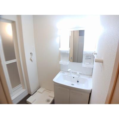 フィオラ 101【管理NO：1-015729601-01010】 ★家具家電は申し込み後に搬入します 2026年07月下旬入居可能の物件画像