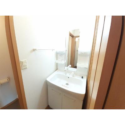 クレメント畠田 101【管理NO：1-015223601-01010】 ★家具家電は申し込み後に搬入しますの物件画像